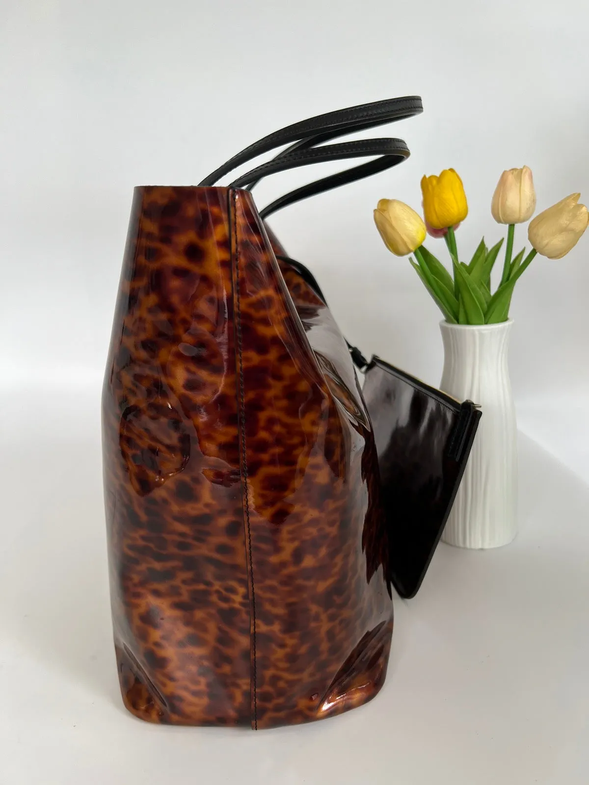 Antigona Tote Bag