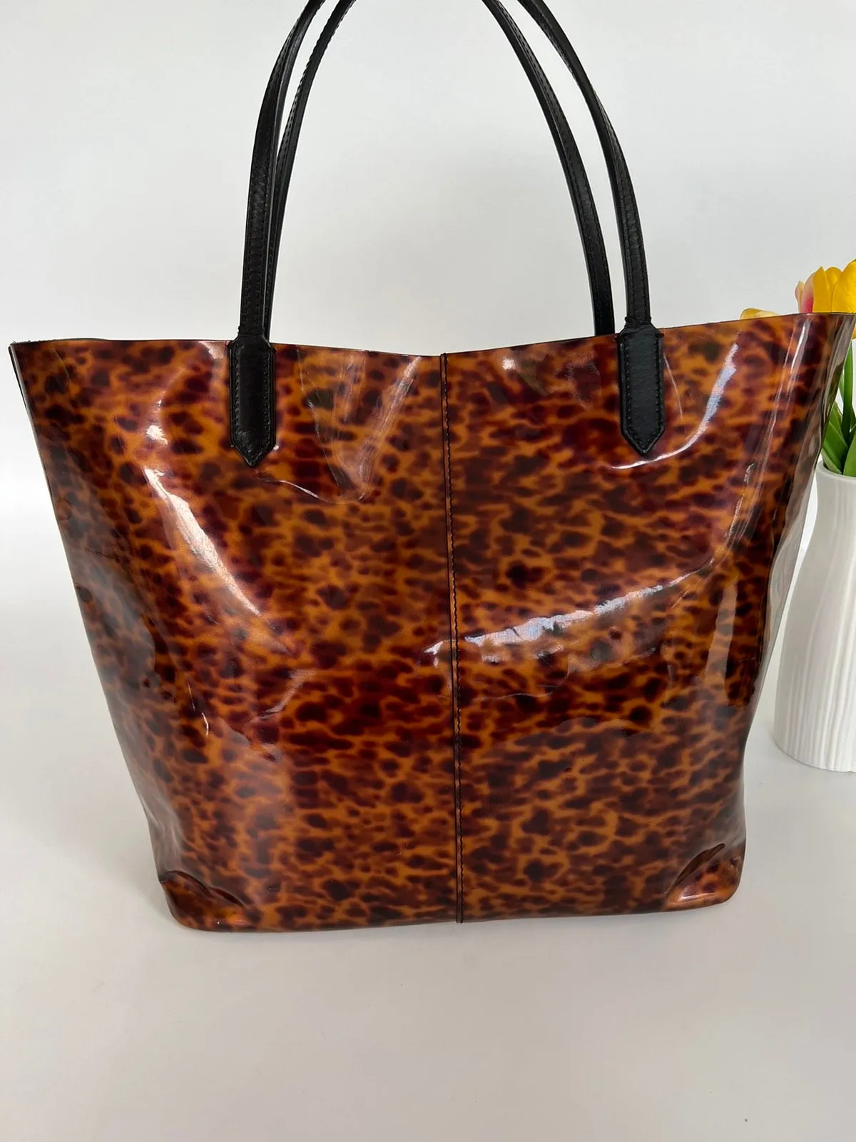 Antigona Tote Bag