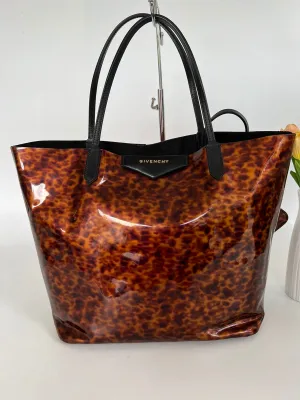 Antigona Tote Bag