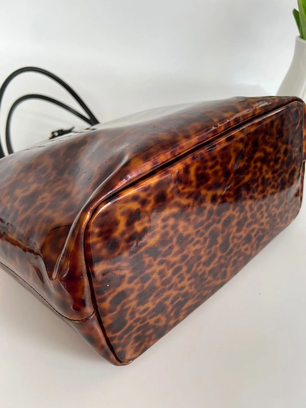 Antigona Tote Bag