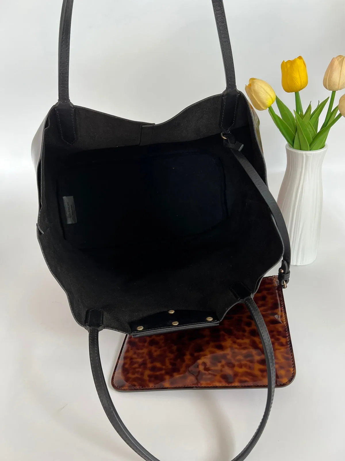 Antigona Tote Bag