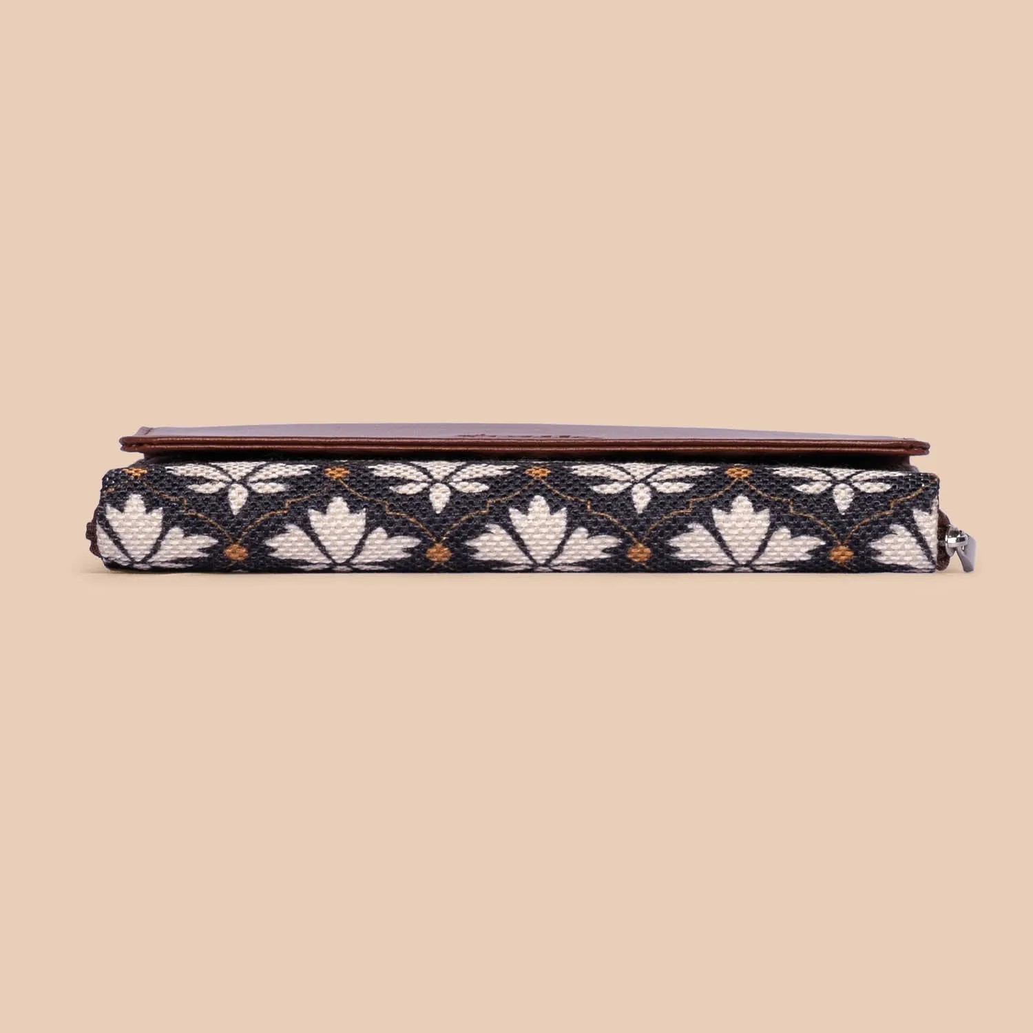 Bidri Kaiser Wristlet Wallet