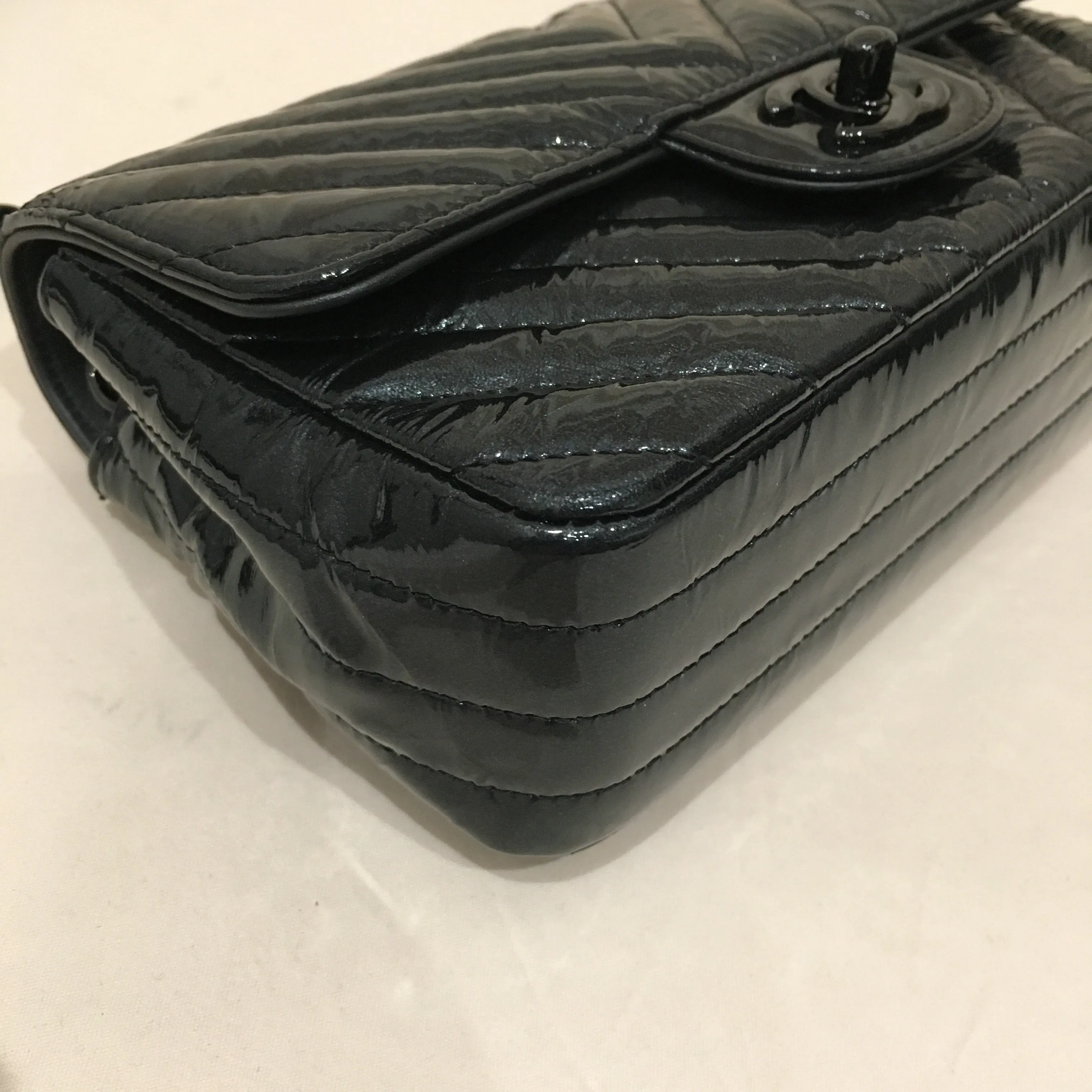 Chanel Black Chevron Patent Black Hardware Single New Shoulder Bag Sku# 75886