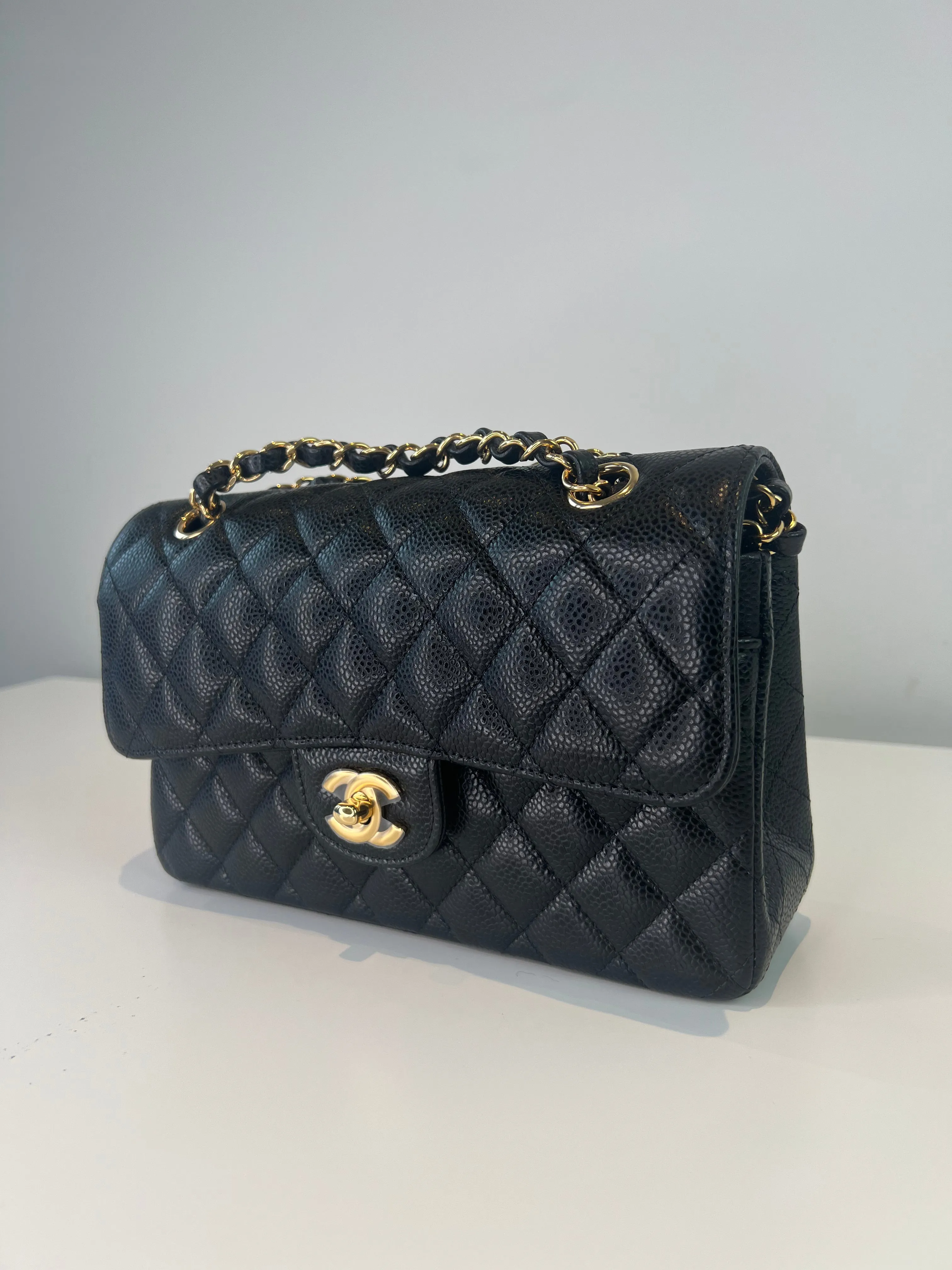 Chanel Classic Flap Medium Black