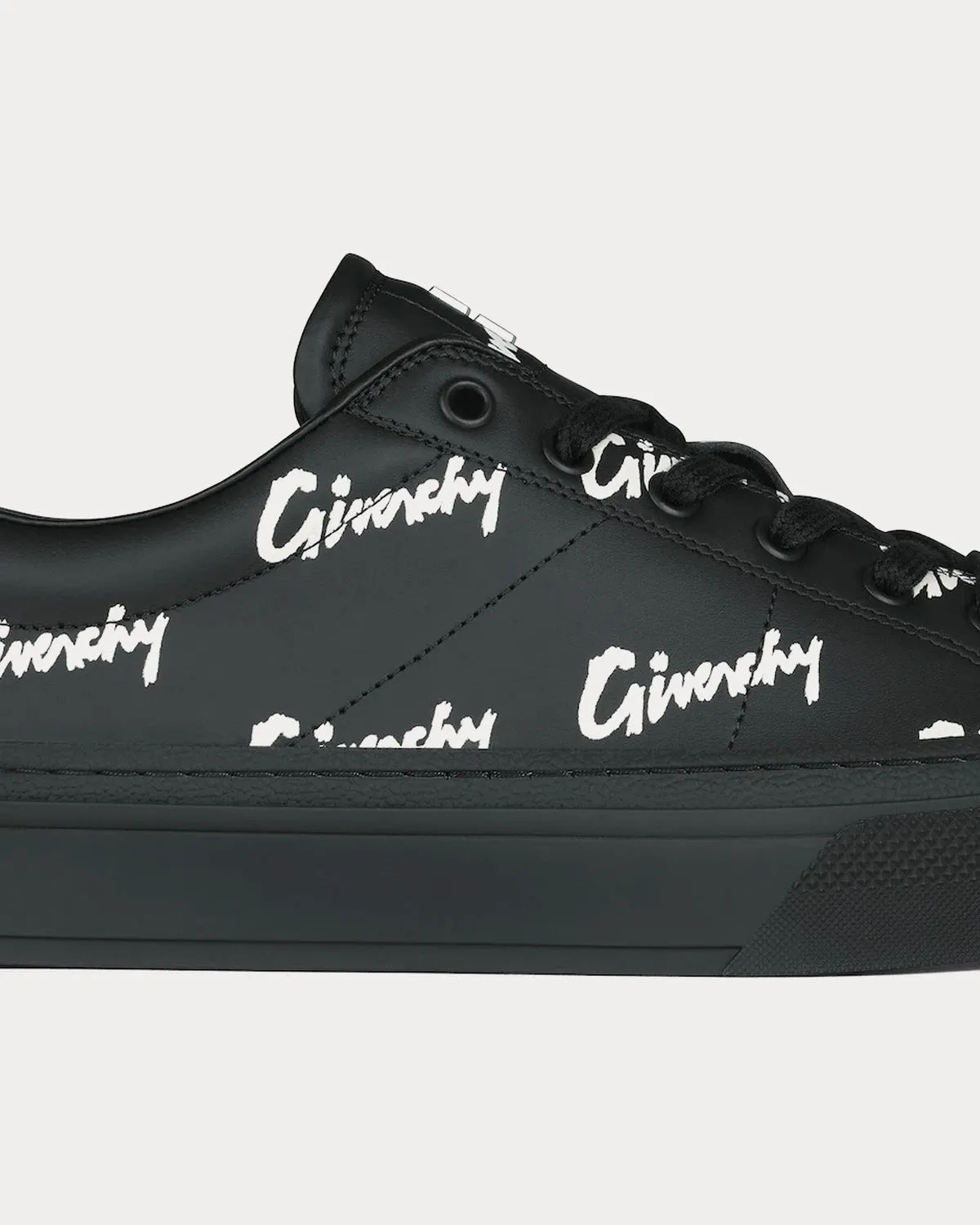 City Sport all-over GIVENCHY Printed Leather Black Low Top Sneakers