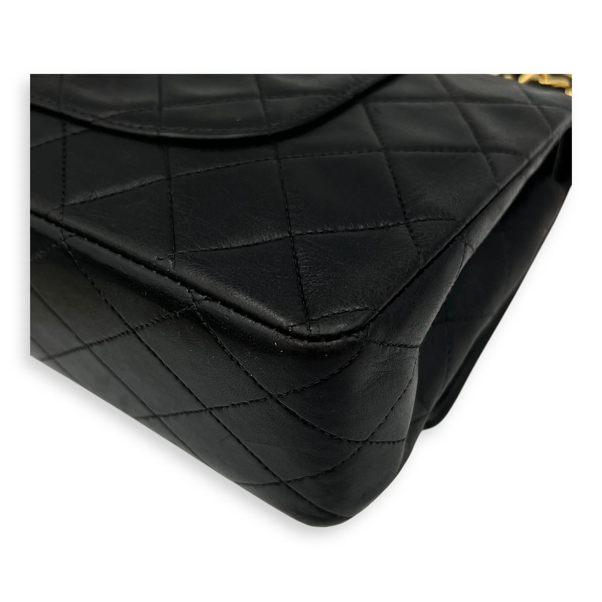 Classic Shoulder Bag Black in Lambskin, Gold hardware