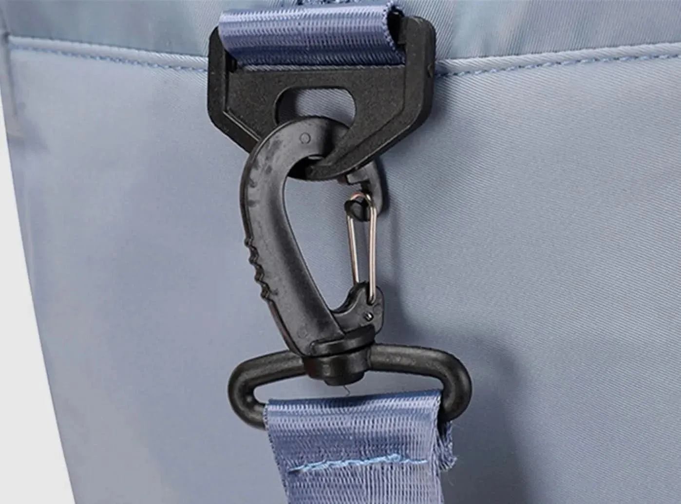 FitVille Spacious Travel Bag