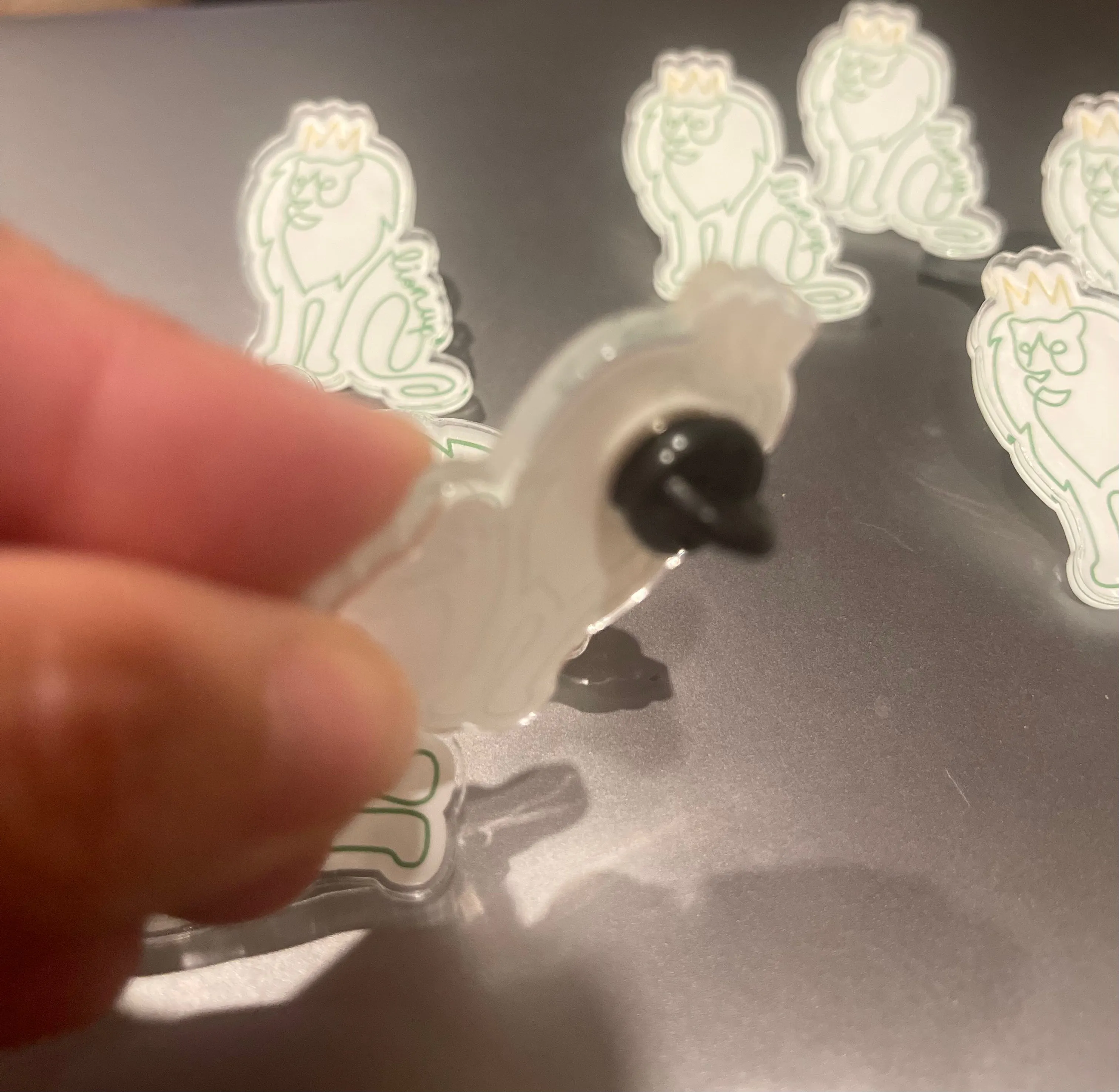 Lion lapel pin- Lion Up