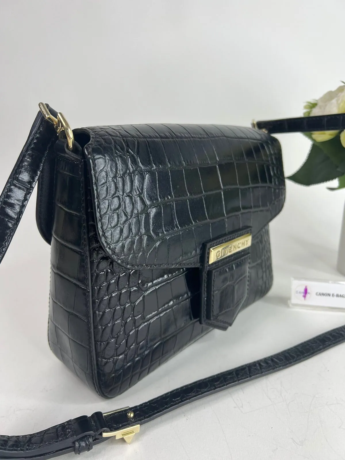 Nobile Crossbody Bag