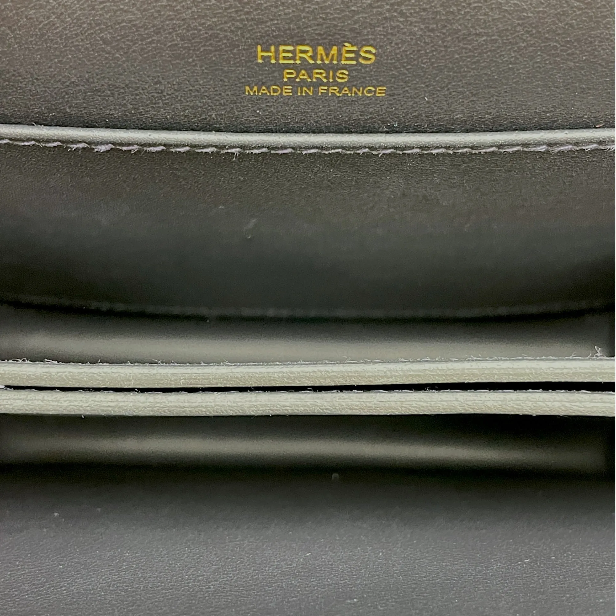 Roulis Mini Caban in Swift, Permabrass hardware