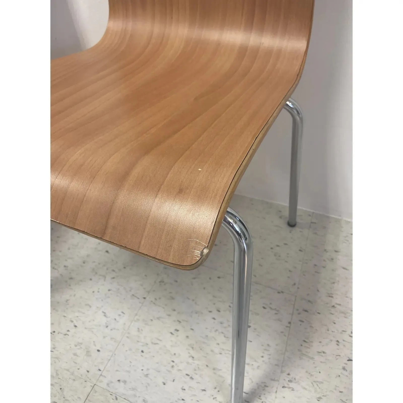 STACKABLE CAFE “PURSE” CHAIR